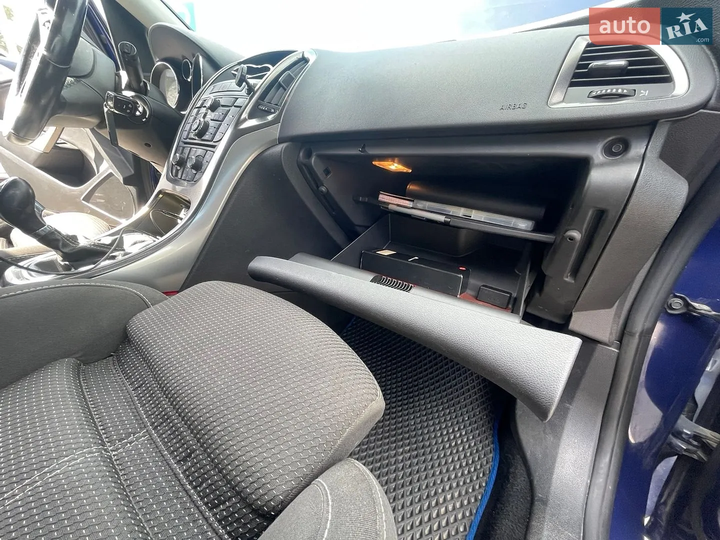2011 Opel Astra - мініатюра 23