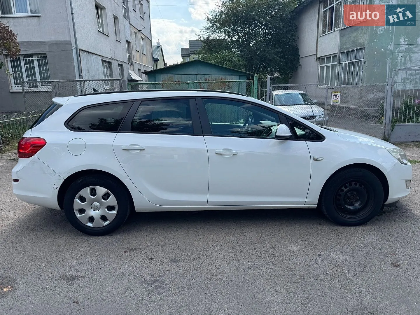 2011 Opel Astra - мініатюра 3