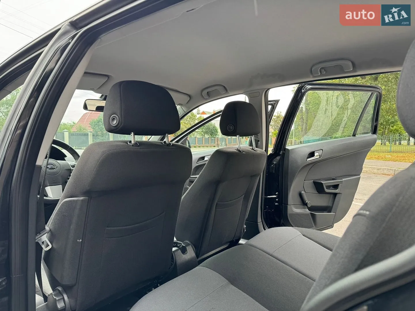 2011 Opel Astra - мініатюра 44