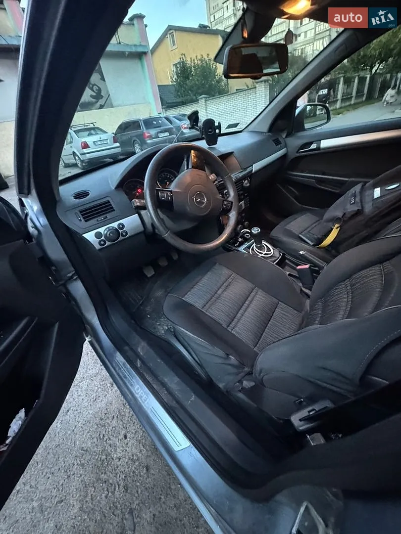 2010 Opel Astra - мініатюра 3