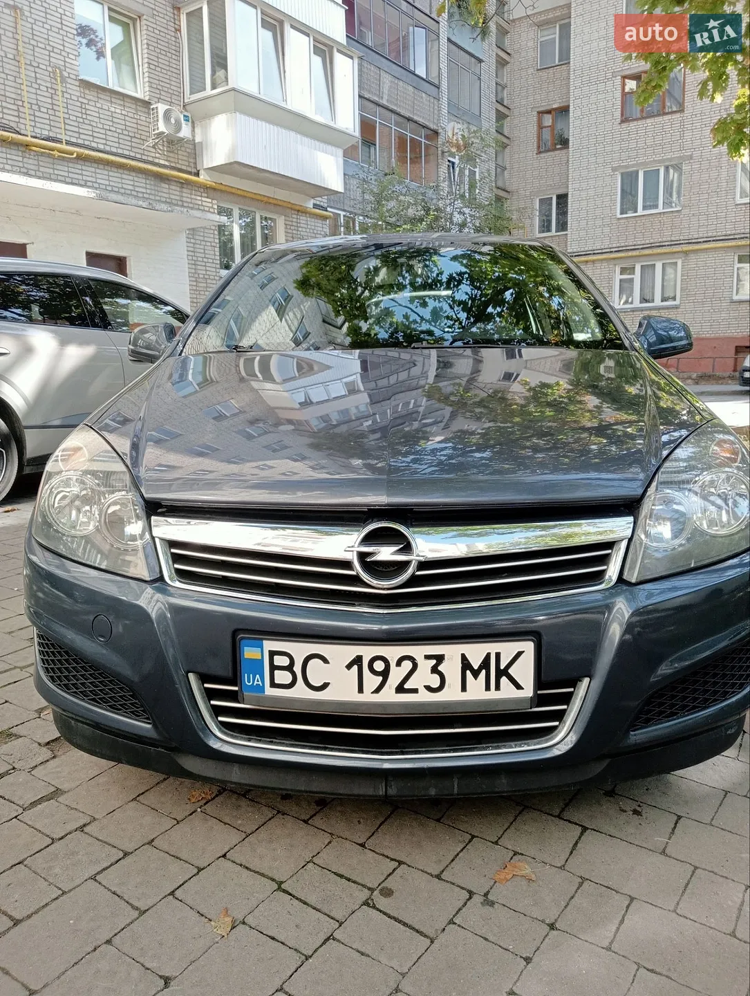 2010 Opel Astra - фото 1