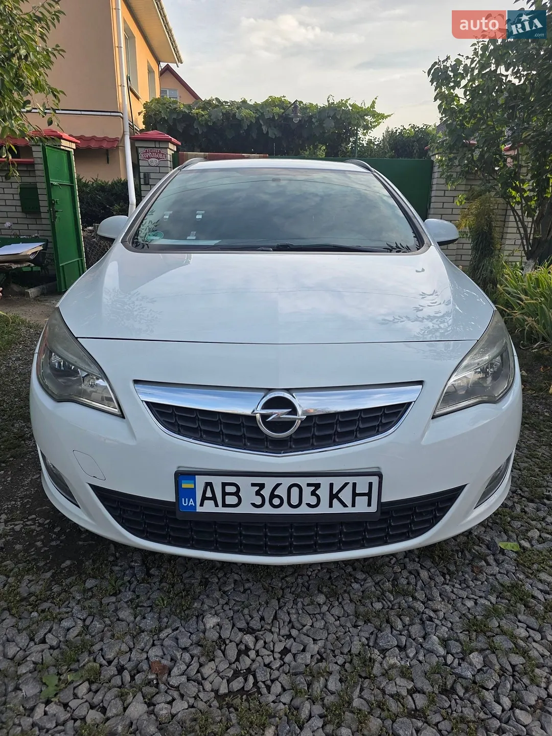 2011 Opel Astra - мініатюра 2