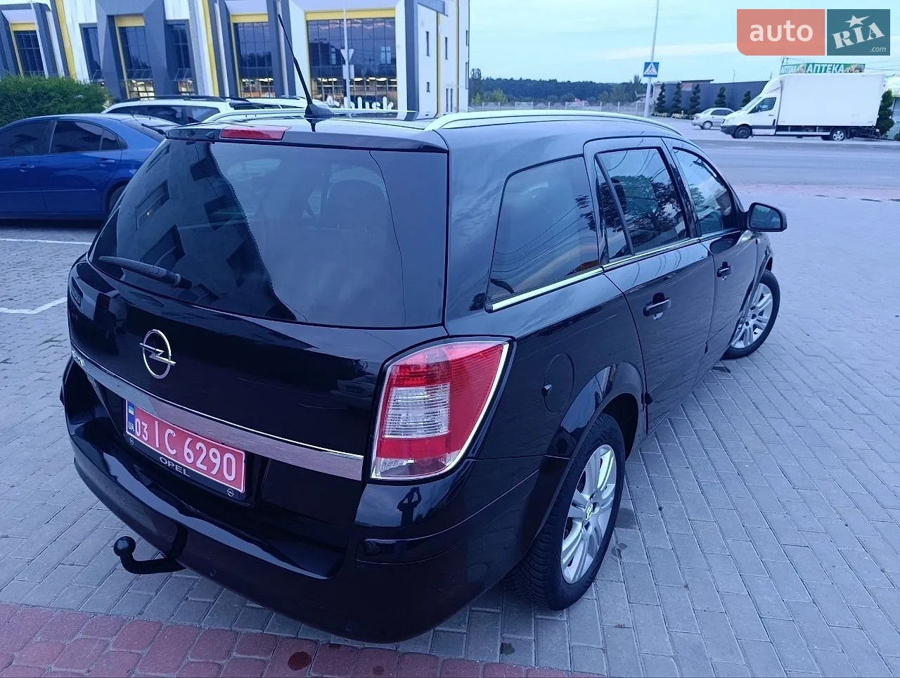 2010 Opel Astra - мініатюра 9