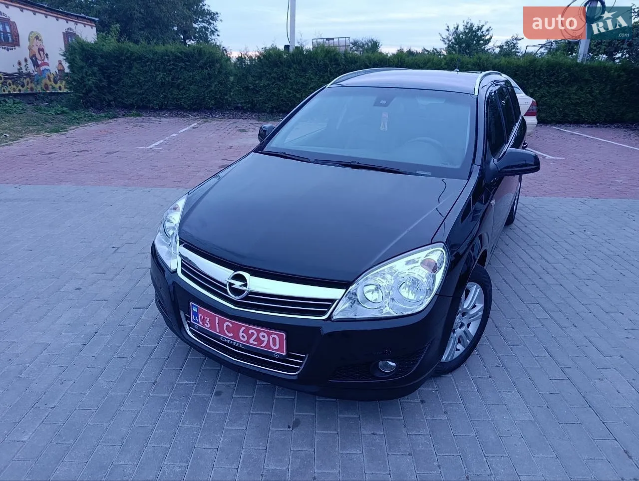 2010 Opel Astra - фото 1
