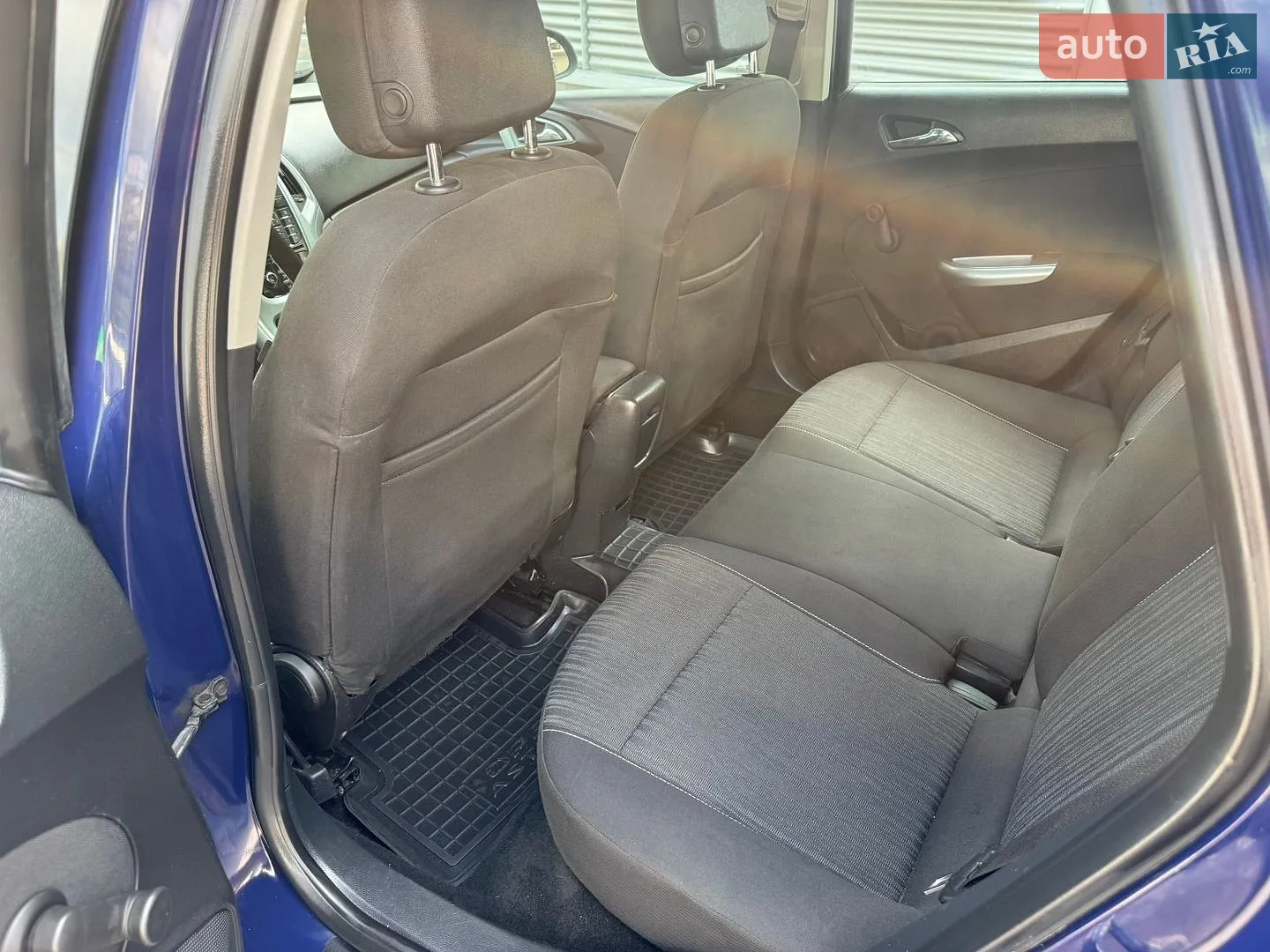 2012 Opel Astra - мініатюра 35