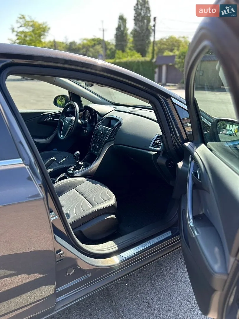 2013 Opel Astra - мініатюра 9