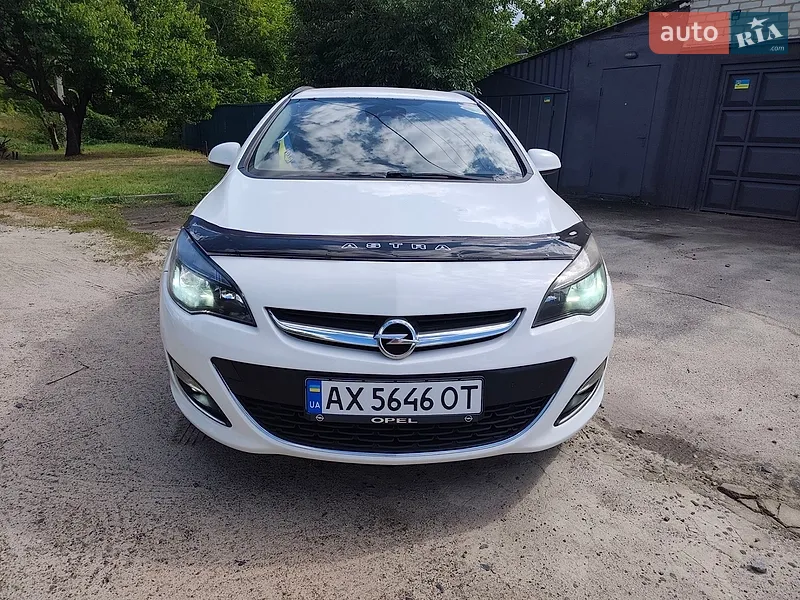 Opel Astra 2013