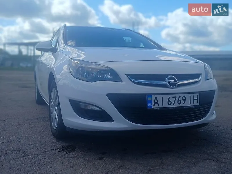 Opel Astra 2014