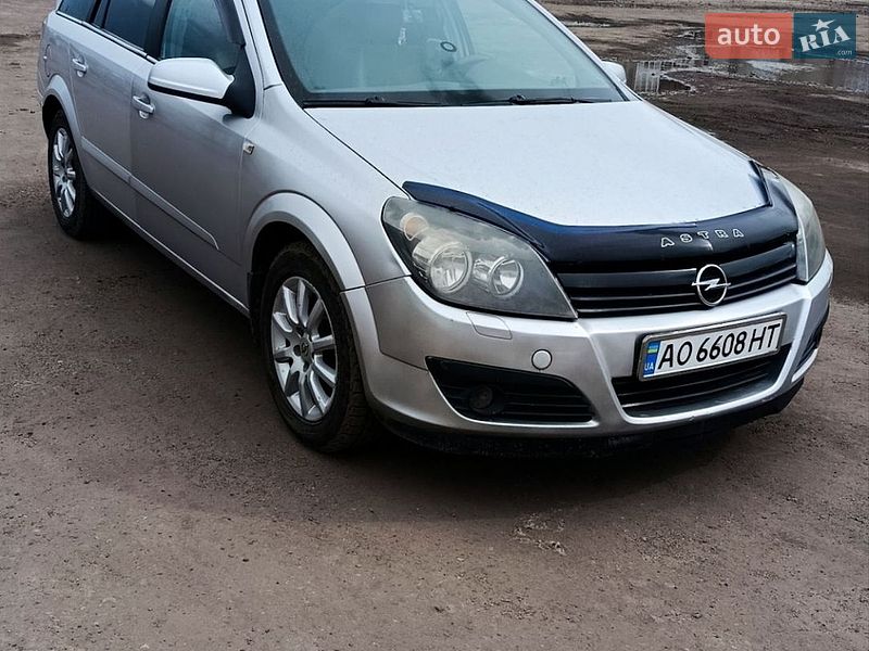Універсал Opel Astra 2006 в Барвінковому