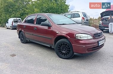Седан Opel Astra 2006 в Кропивницком