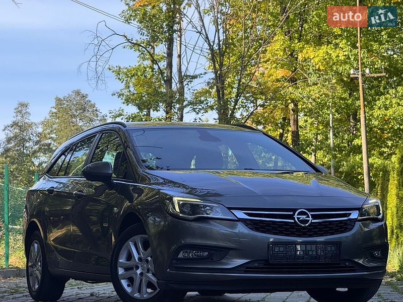 Универсал Opel Astra 2019 в Дрогобыче