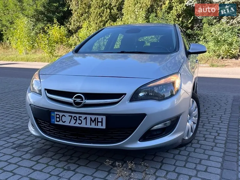 Opel Astra 2014