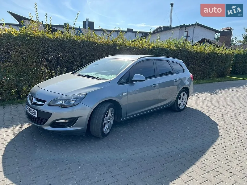 Opel Astra 2013
