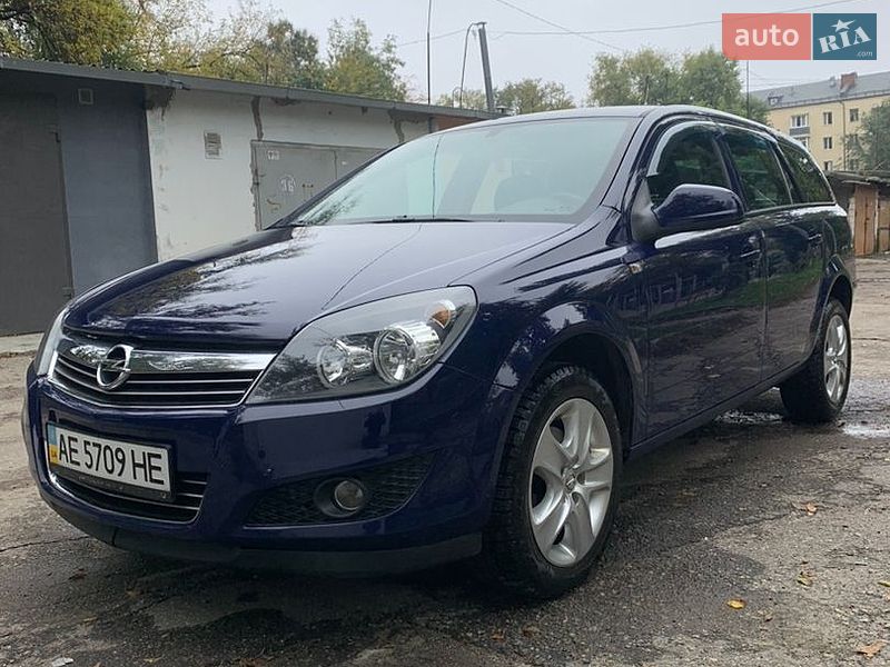 2013 Opel Astra-H, VIN W0L0AHL35D2059031:plate — zdjęcie 1 (autoria)