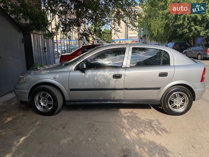 Opel Astra 2002