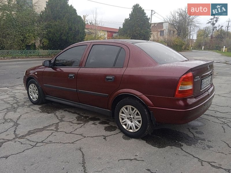 Седан Opel Astra 2008 в Славуте