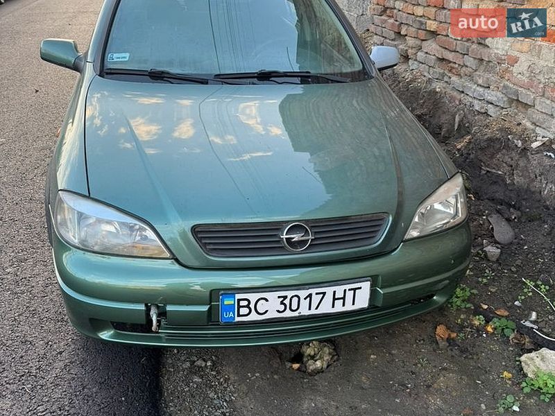 Универсал Opel Astra 1998 в Жовкве