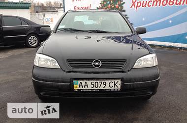 Седан Opel Astra 2008 в Киеве