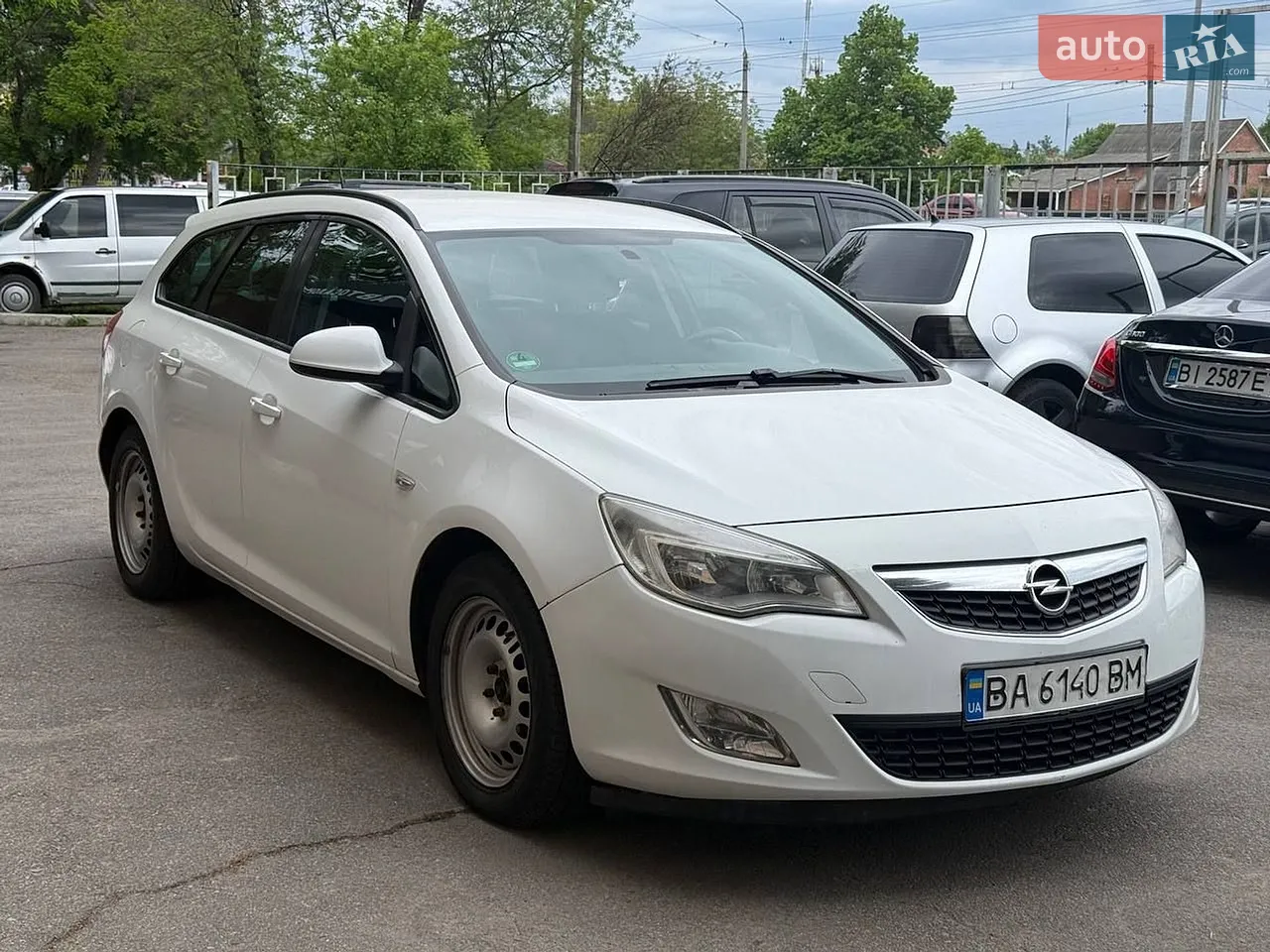 2011 Opel Astra - мініатюра 14