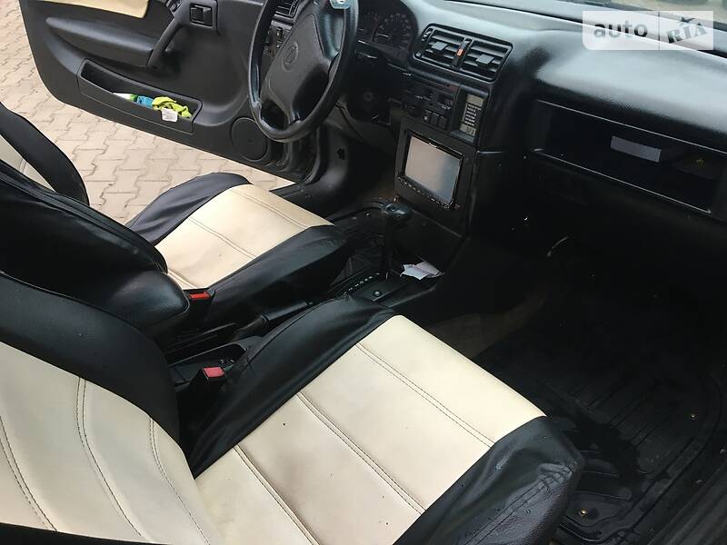 Купе Opel Calibra 1992 в Чернівцях