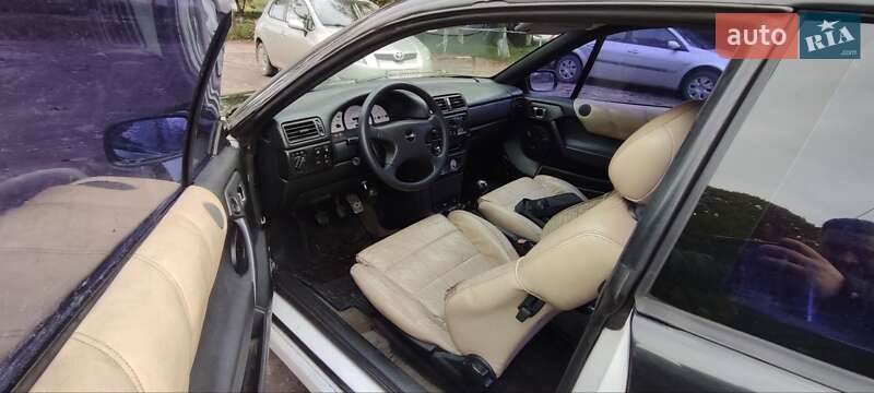 Купе Opel Calibra 1993 в Луцьку