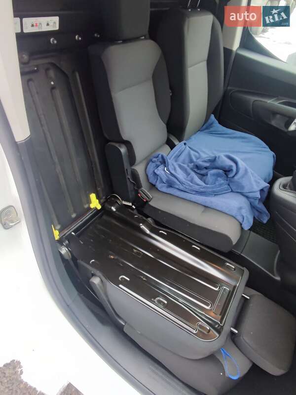 Грузопассажирский фургон Opel Combo Cargo 2019 в Житомире