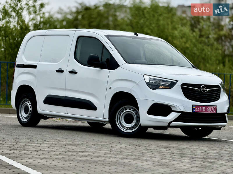 Вантажний фургон Opel Combo Cargo 2020 в Трускавці