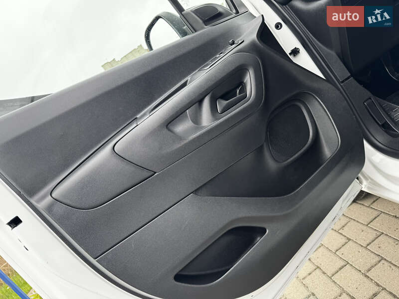 Вантажний фургон Opel Combo Cargo 2020 в Трускавці