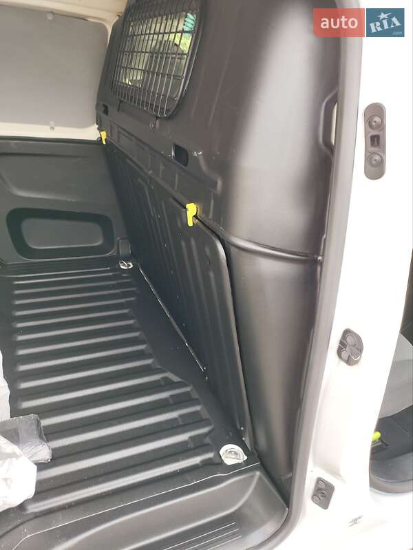 Вантажний фургон Opel Combo Cargo 2020 в Полтаві