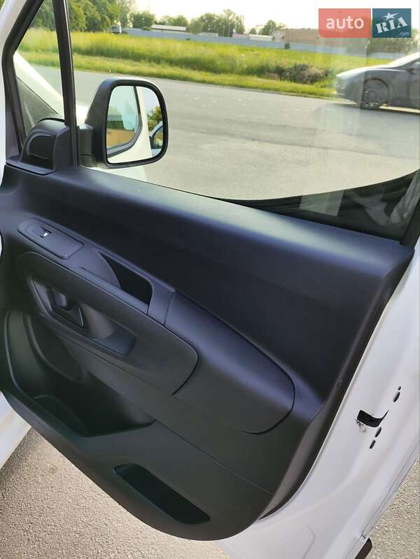 Вантажний фургон Opel Combo Cargo 2020 в Полтаві