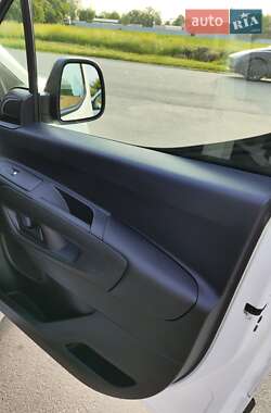 Грузовой фургон Opel Combo Cargo 2020 в 