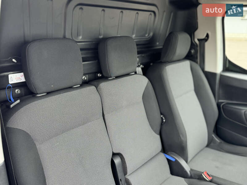 Грузовой фургон Opel Combo Cargo 2020 в Ковеле