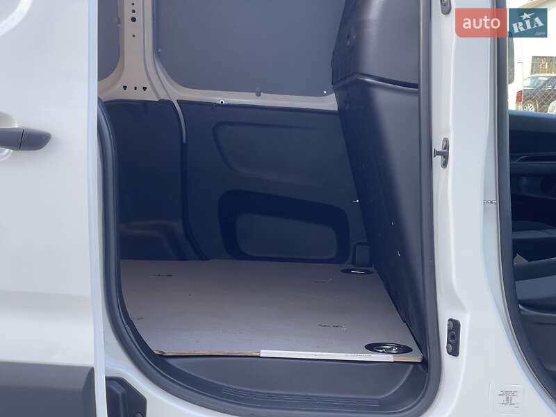 Грузовой фургон Opel Combo Cargo 2020 в Дубно