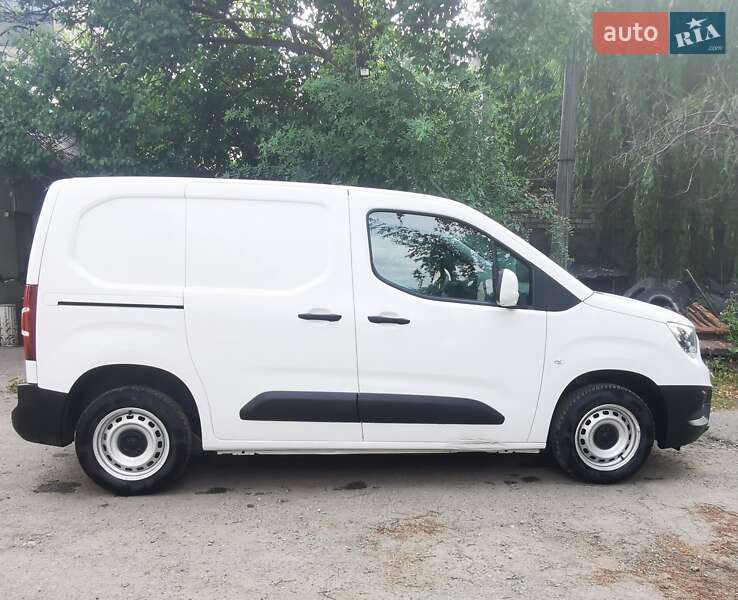 Грузовой фургон Opel Combo Cargo 2021 в Киеве