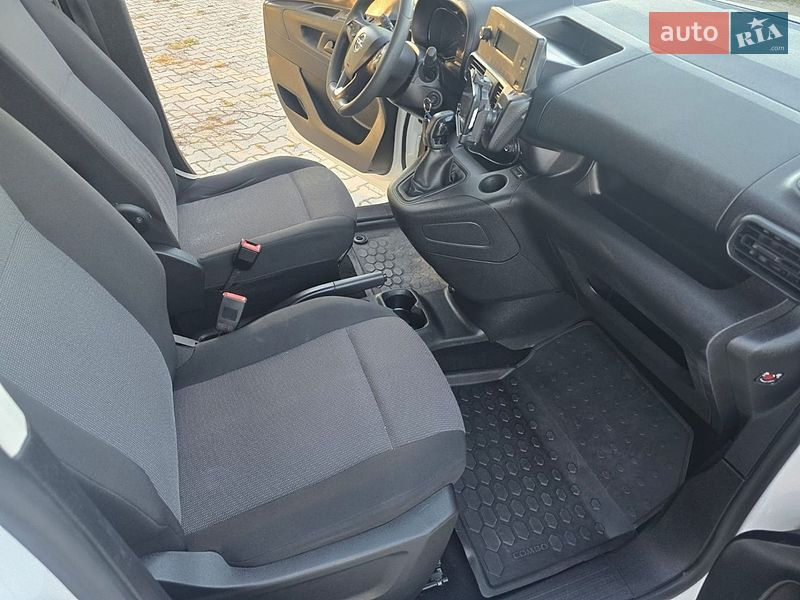 Грузовой фургон Opel Combo Cargo 2021 в Стрые