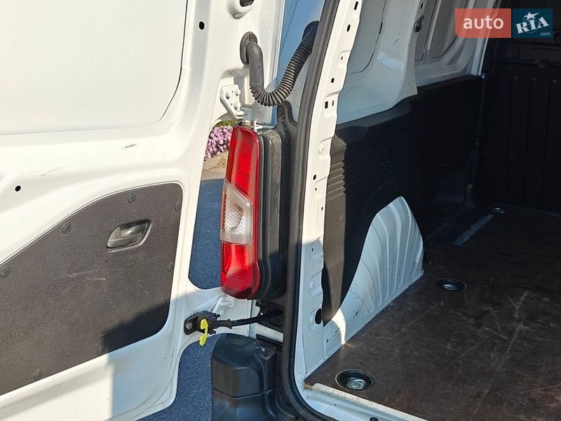 Вантажний фургон Opel Combo Cargo 2019 в Полтаві