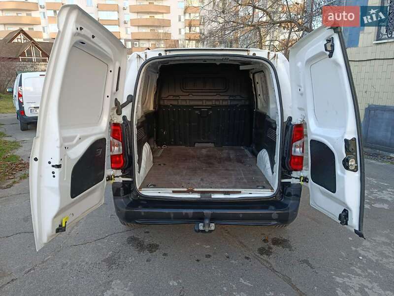 Вантажний фургон Opel Combo-e 2022 в Києві фото 11 Вантажний фургон Opel Combo-e 2022 в Києві