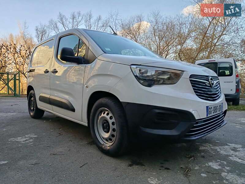 Вантажний фургон Opel Combo-e 2022 в Києві фото 25 Вантажний фургон Opel Combo-e 2022 в Києві