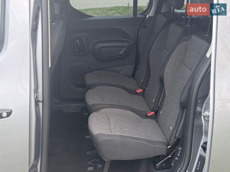 Минивэн Opel Combo-e 2025 в Львове фото 46 Минивэн Opel Combo-e 2025 в Львове