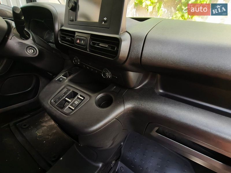 Вантажний фургон Opel Combo-e 2022 в Києві фото 3 Вантажний фургон Opel Combo-e 2022 в Києві