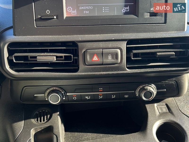Грузовой фургон Opel Combo-e 2022 в Кропивницком
