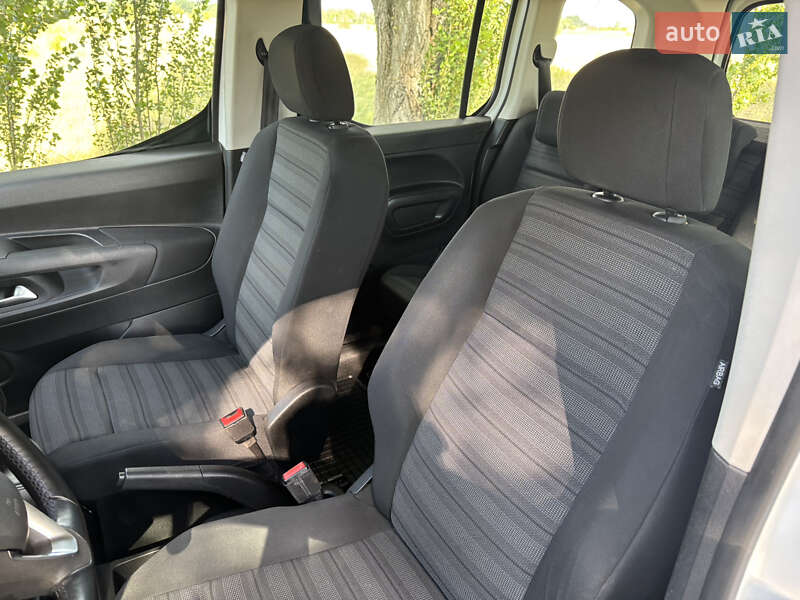 Минивэн Opel Combo Life 2019 в Барышевке фото 17 Минивэн Opel Combo Life 2019 в Барышевке