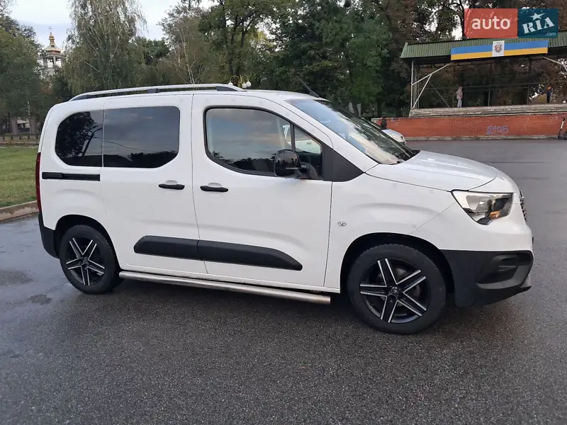 Opel Combo Life 2022 VIN W0VEFYHT2NN516485 фото оголошення 5 з 48