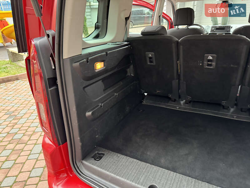 Мінівен Opel Combo Life 2019 в Івано-Франківську