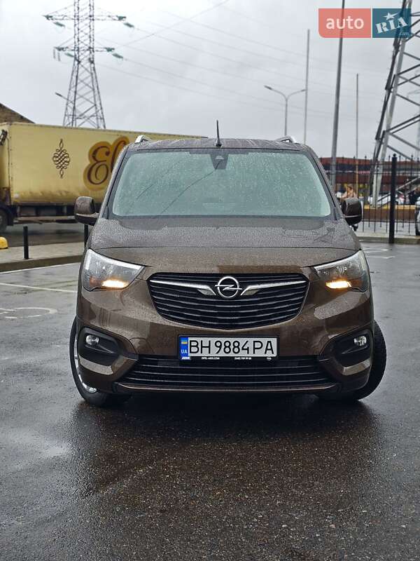 Минивэн Opel Combo Life 2020 в Одессе фото Минивэн Opel Combo Life 2020 в Одессе