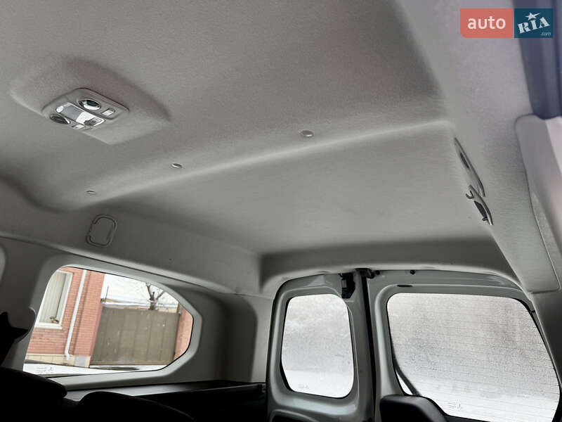 Мінівен Opel Combo Life 2021 в Дніпрі