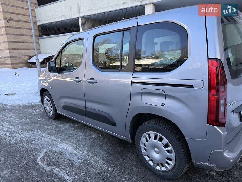 Минивэн Opel Combo Life 2020 в Киеве фото 4 Минивэн Opel Combo Life 2020 в Киеве