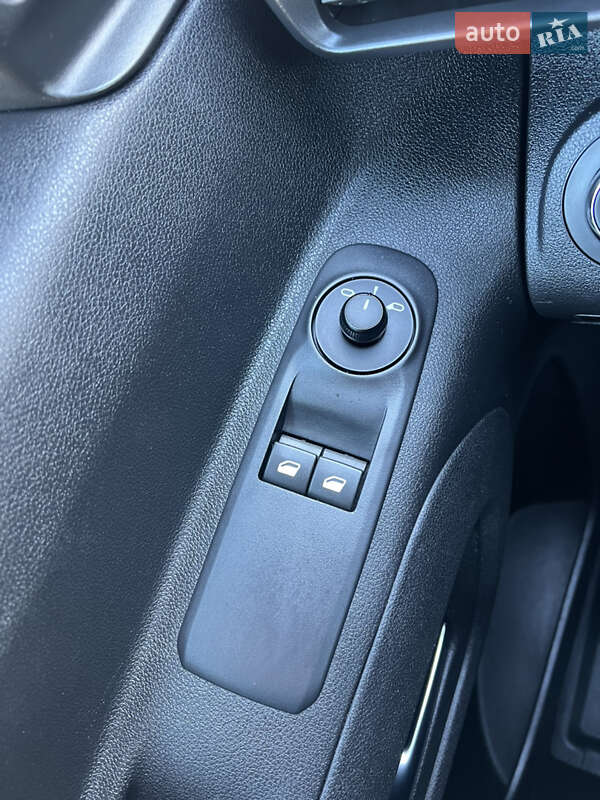 Минивэн Opel Combo Life 2019 в Луцке фото 47 Минивэн Opel Combo Life 2019 в Луцке