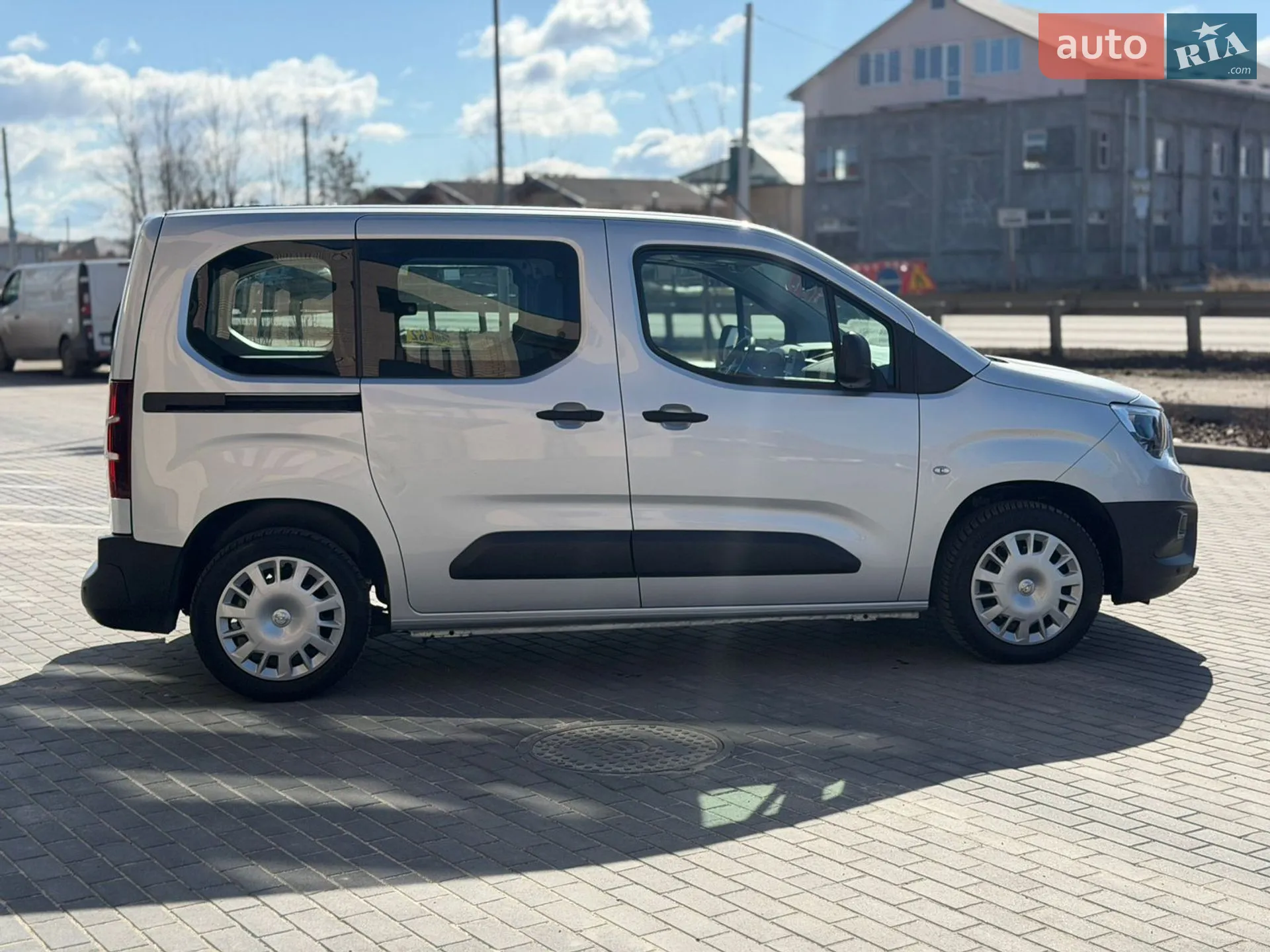 2020 Opel Combo - мініатюра 5