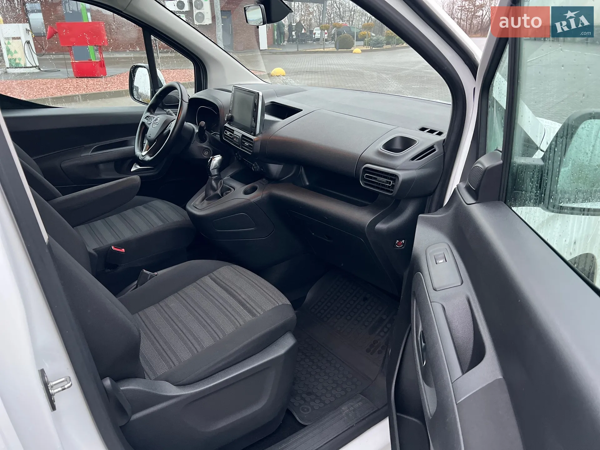 2019 Opel Combo - мініатюра 27